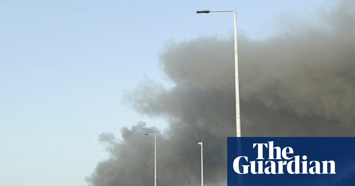 Foreign Office starts planning evacution of thousands of Britons in Middle East