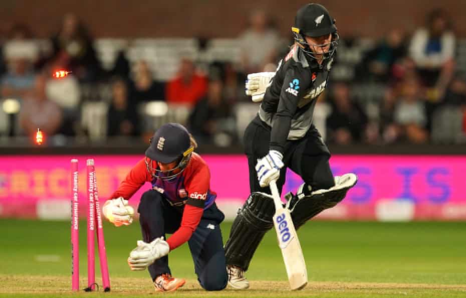 New Zealand’s Brooke Halliday survives a run out attempt.