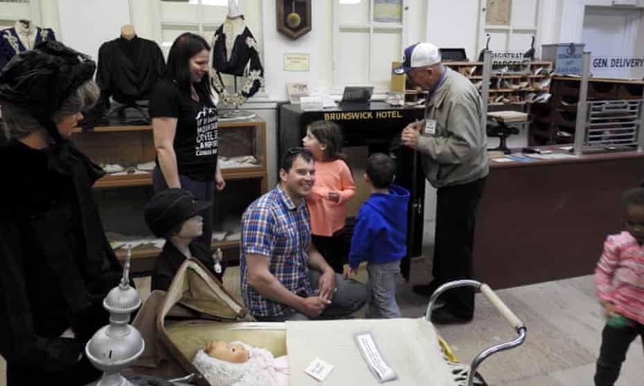 Museum Visitor Cracks Code To Unlock Secrets Of Mystery Safe Canada The Guardian Museum Visitor Cracks Code To Unlock Secrets Of Mystery Safe Canada The Guardian