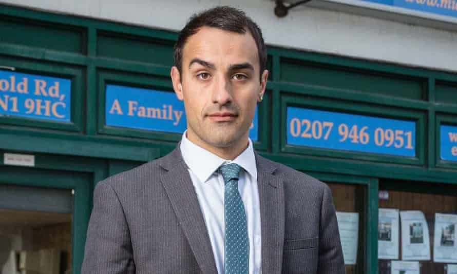 Jamie Demetriou in Stath Lets Flats