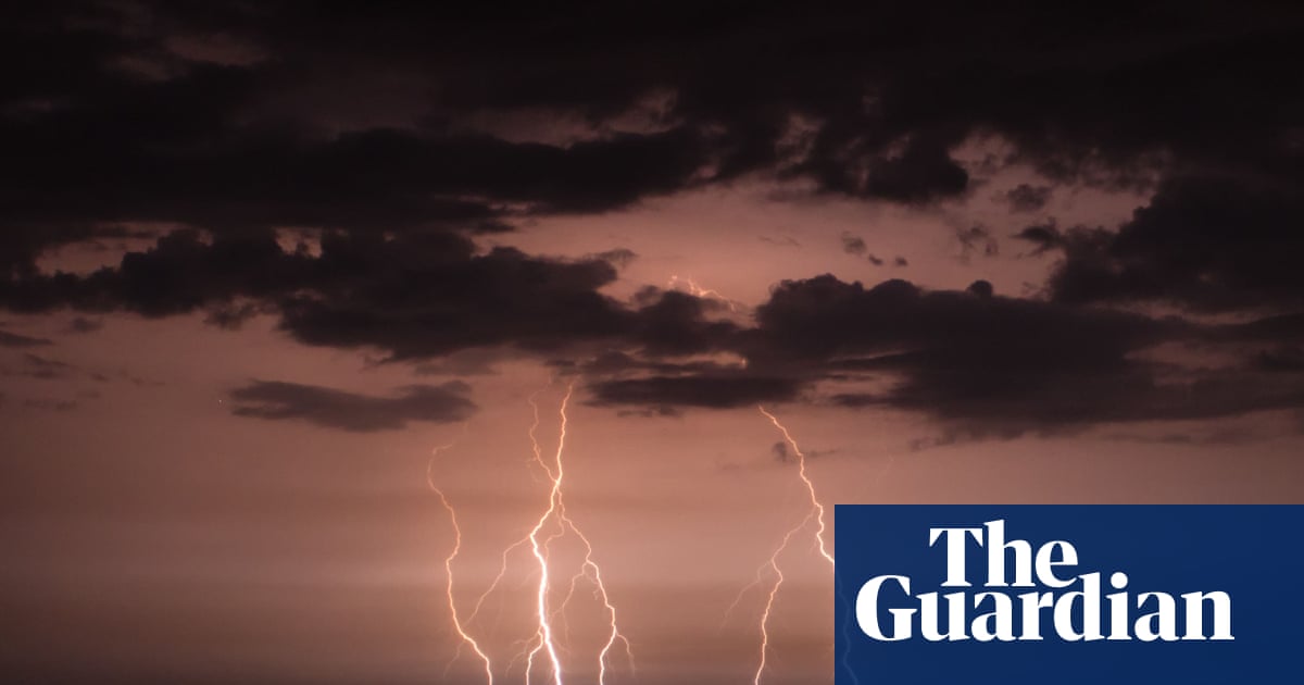 US man says ‘hold tight’ to loved ones after wife and toddler killed by lightning