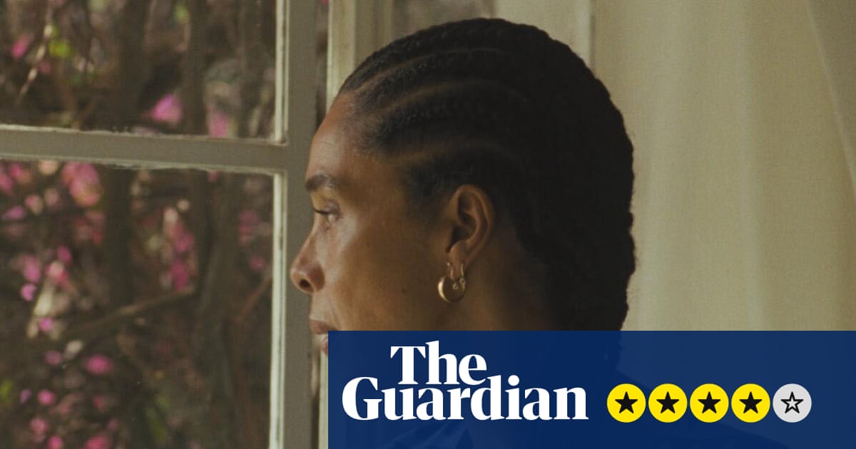 Clarissa review Sophie Okonedo mesmeric as Virginia Woolf's Mrs Dalloway decamps to Nigeria