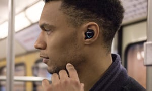 The Bragi Dash Pro wireless earbuds put AI in your ear with motion commands, smart controls and Babel Fish-like translation via the iTranslate app.