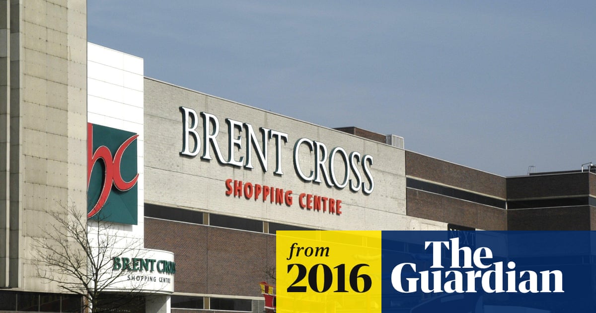 Brent Cross Raid Five Arrested After Jewellery Shop Smash And Grab Uk News The Guardian Brent Cross Raid Five Arrested After Jewellery Shop Smash And Grab Uk News The Guardian