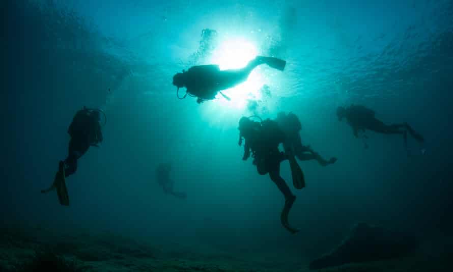 Diving instructor training in Izmir, Turkey.