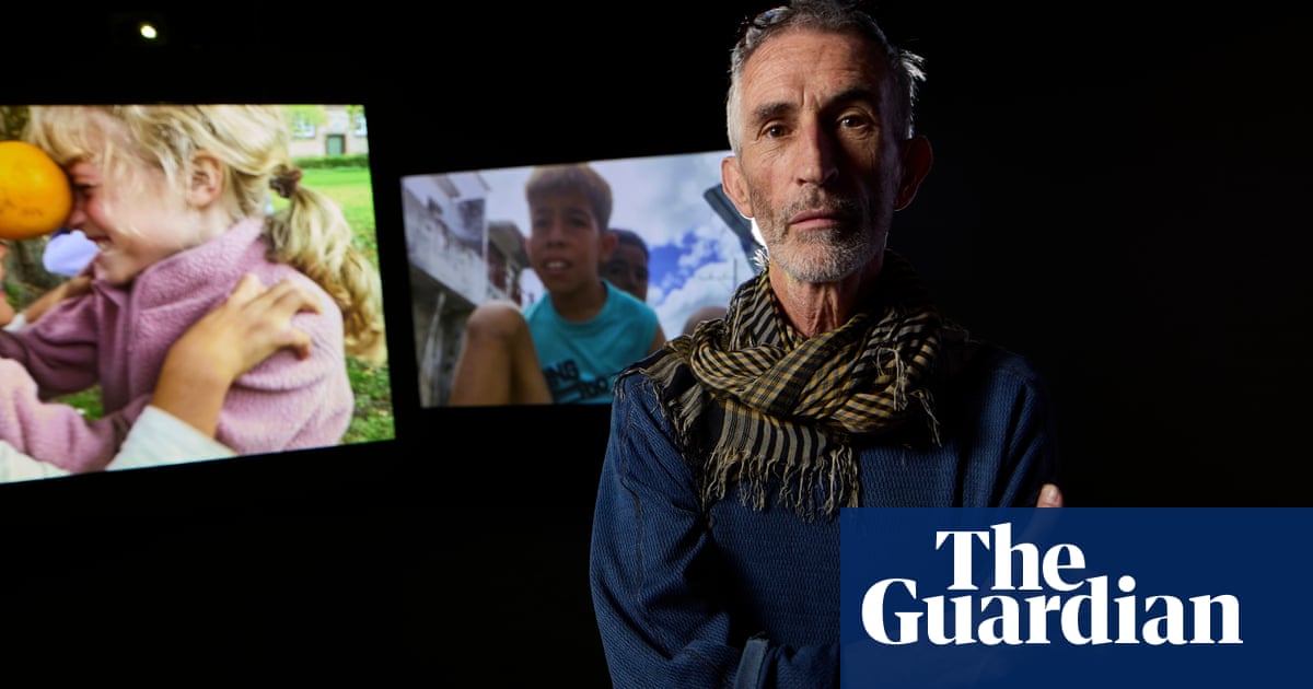 Desde la etiqueta inspirada en Covid en México hasta el fútbol sin balón en Iraq: Francis Alÿs en sus películas alegres de juegos infantiles | Arte Desde la etiqueta inspirada en Covid en México hasta el fútbol sin balón en Iraq: Francis Alÿs en sus películas alegres de juegos infantiles | Arte