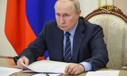war analysis of ukraine Russian president Vladimir Putin attends a cabinet meeting via video conference in Moscow, Russia, Wednesday, 16 August 2023.