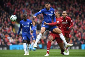 Loftus-Cheek loses possession as he’s clashes with Matip.