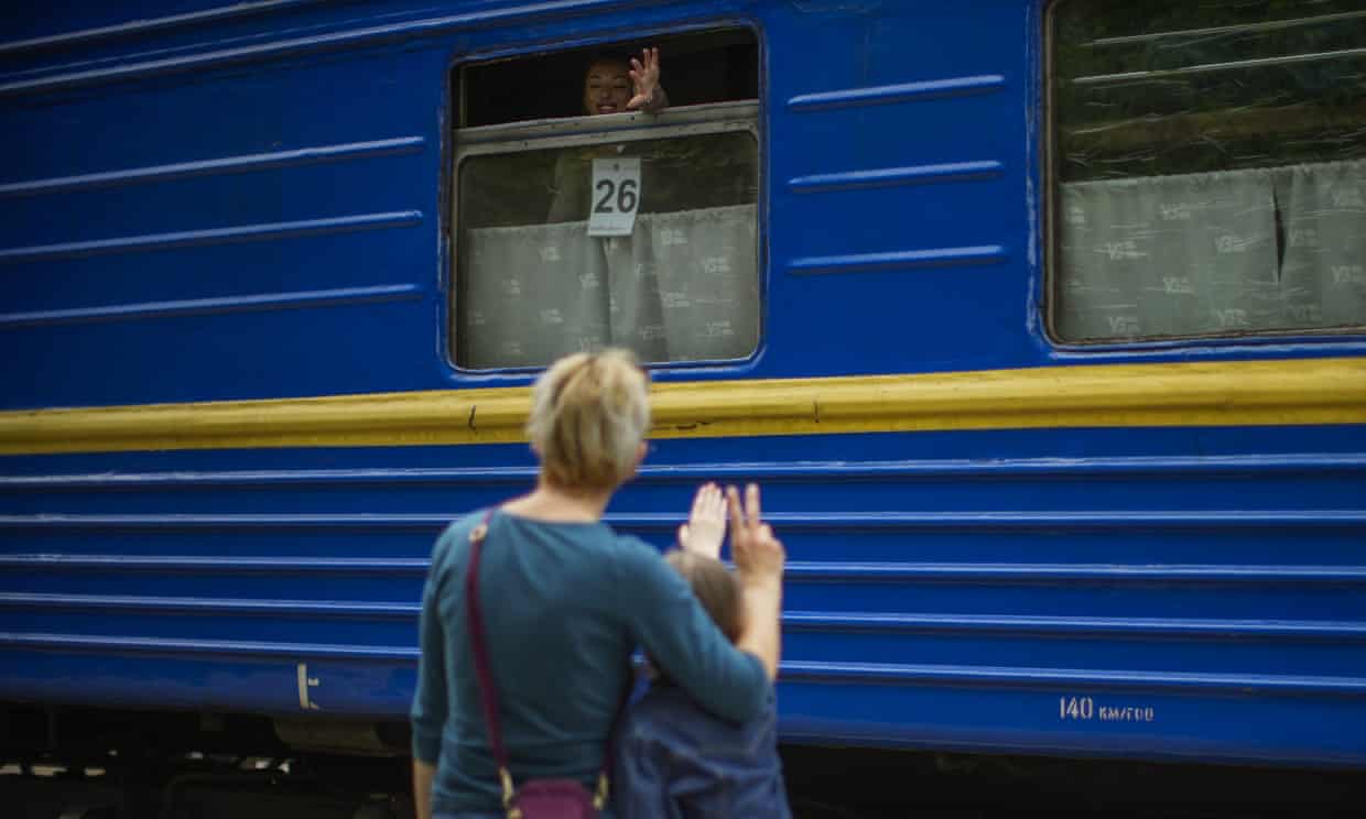 Russia-Ukraine war: ‘heavy battles’ in Sievierodonetsk; Zelenskiy to address EU leaders (theguardian.com)