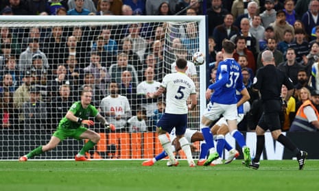 Tottenham Hotspur’s Pierre-Emile Hojbjerg scores their second goal.