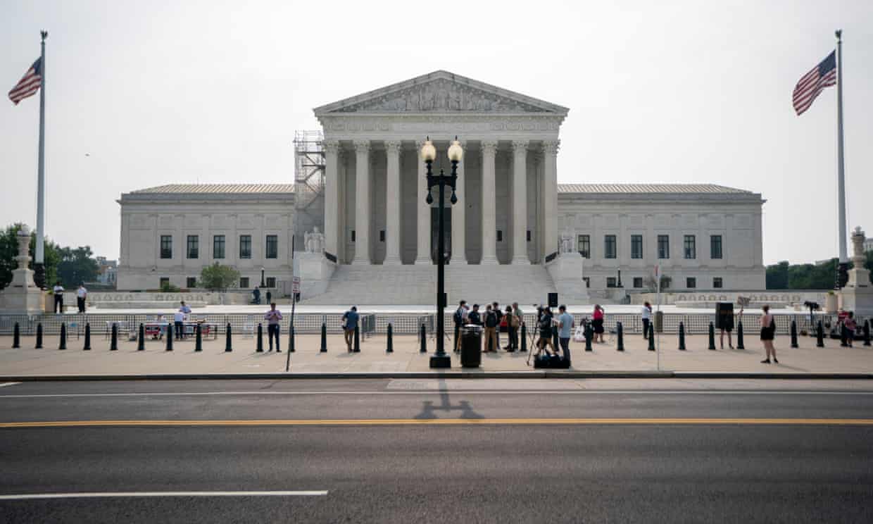 Forcing social conservatism on America: what the Supreme Court’s term means for the US (theguardian.com)