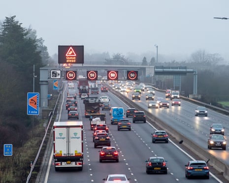 Speed restrictions in place on the M4 smart motorway at Taplow in Buckinghamshire