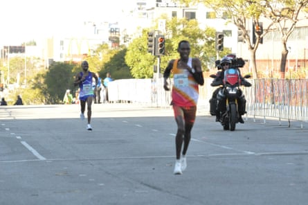 Аплодисменти натовпу