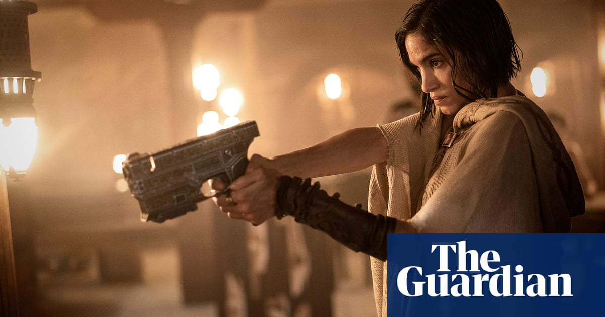 Зрителите на Netflix харесват критично разбития научно фантастичен филм на Снайдър