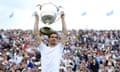 Andy Murray defeated Milos Raonic to win the Aegon Championships and claim a record fifth title at Queen’s Club.