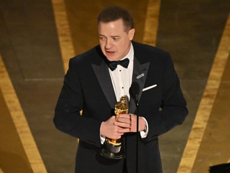 Brendan Fraser gives an emotional speech with the award for Best Actor