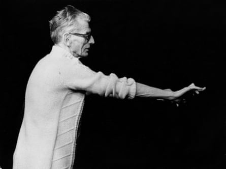 Beckett in 1977.