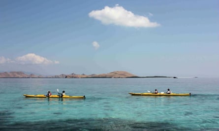 No Roads Expeditions Komodo Kayaking. from https://www.facebook.com/noroadsexped/