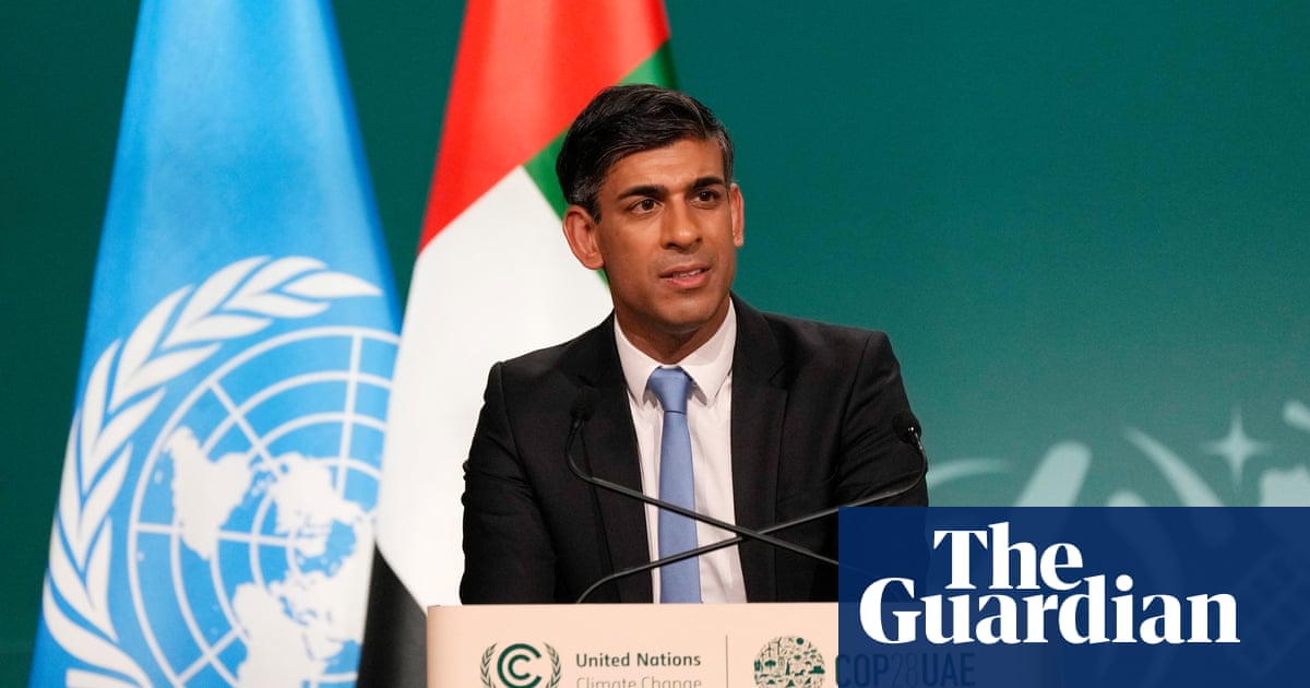 UK must act urgently to meet climate commitments, says watchdog