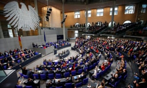 German parliamentarians vote to put the law on legalising same-sex marriage on the agenda.