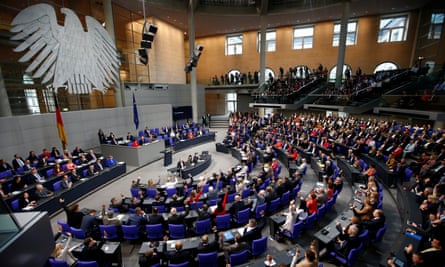 German parliamentarians vote to put the law on legalising same-sex marriage on the agenda.