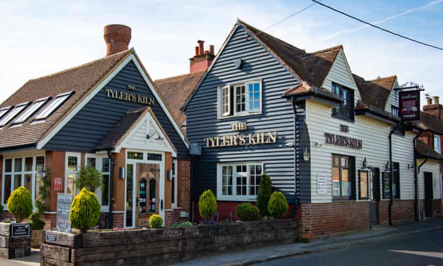 Exterior of Tyler’s Kiln pub in Tyler Hill