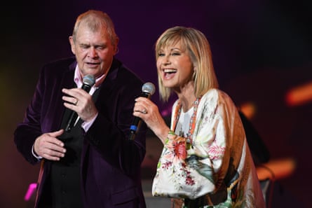 Farnham and Olivia Newton-John singing