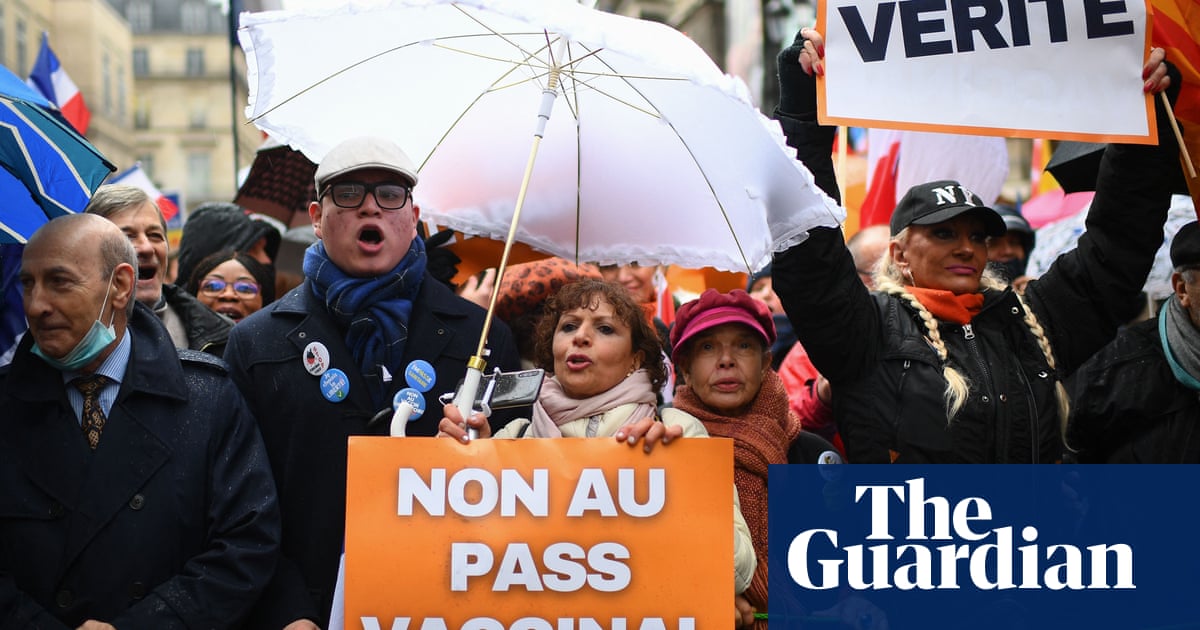 ‘We’ll piss you off’: French anti-vaccine protesters rally against Macron
