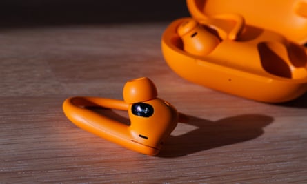 The Beats Powerbeats Pro 2 optical heart rate sensor.