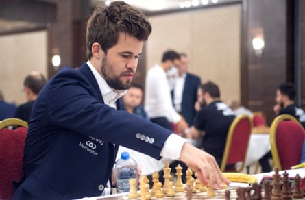 Magnus Carlsen’s Fide rating is 73 points clear of his Russian opponent