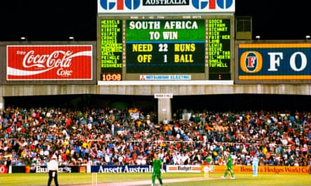 The scoreboard spells out South Africa’s impossible task after a downpour at the SCG in 1992.