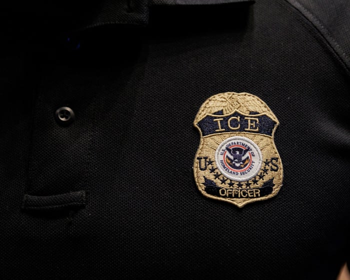 Canadian government urged to block data-sharing deal between Thomson Reuters and US ICE
