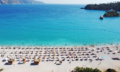 Package holiday demand dips as UK cost of living crisis hits