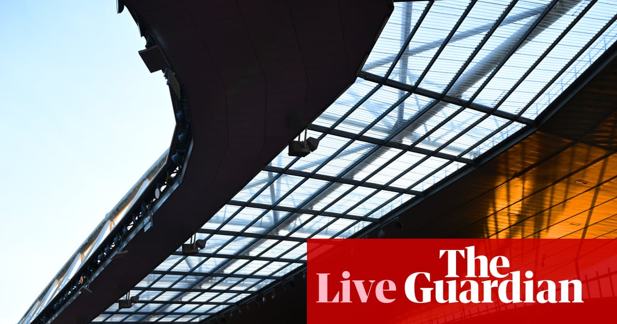 Premier League buildup, Old Trafford reaction and latest news – matchday live