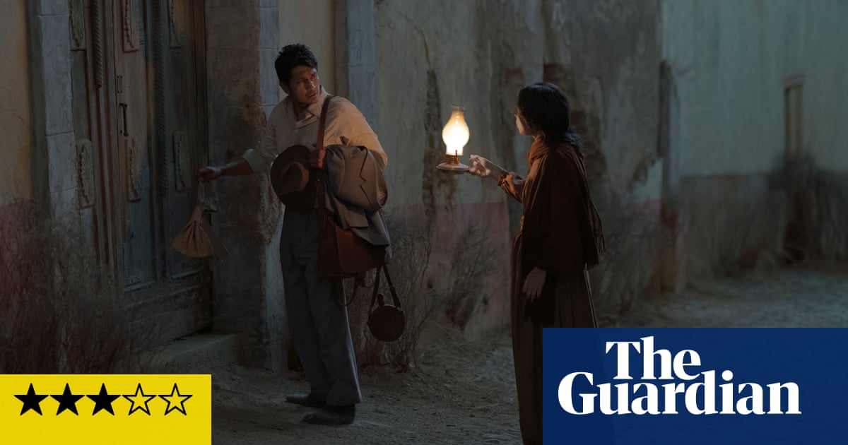 Review of Pedro Páramo – Mexican magic realism showcases time slippages and perspective shifts in film Review of Pedro Páramo – Mexican magic realism showcases time slippages and perspective shifts in film