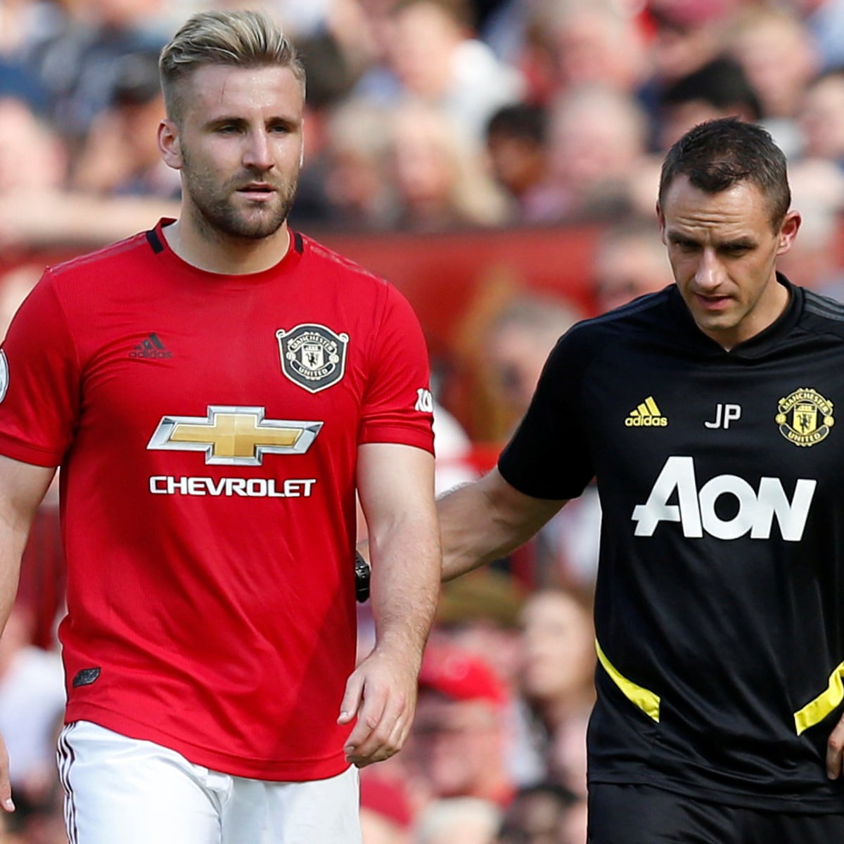 Manchester United S Luke Shaw Ruled Out For At Least Five Weeks Manchester United The Guardian
