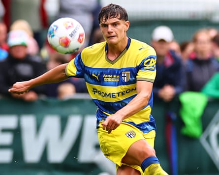 Giovanni Leoni successful a friends successful July against Werder Bremen
