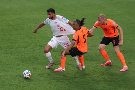 Anis Slimane is tugged back by Nathan Ake and Jan-Paul van Hecke.