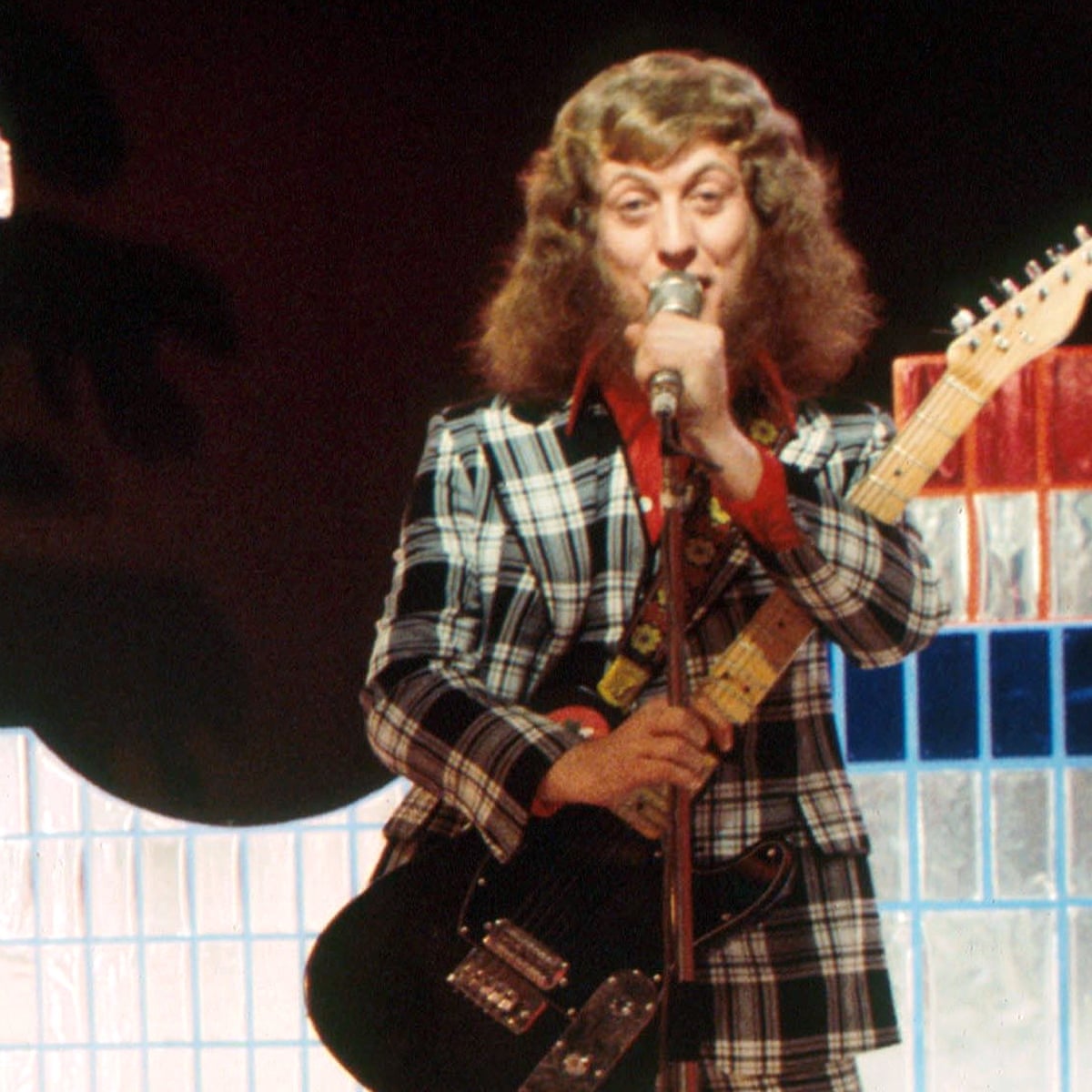 Slade's Noddy Holder diagnosed with cancer five years ago, wife reveals, Pop and rock