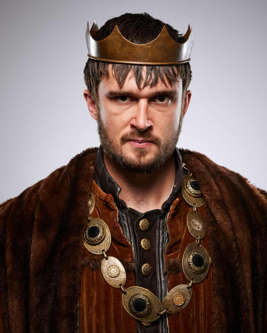 Ronnie Yorke as Macbeth.