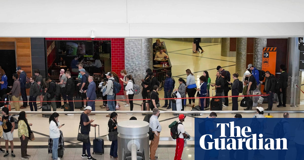 Trump threatens to send ICE agents to US airports unless DHS deal reached