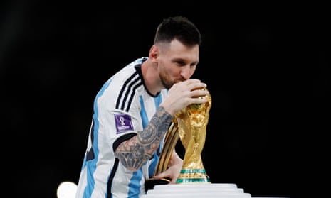 Photographer reveals 'luck' behind Messi World Cup image that set Instagram  record
