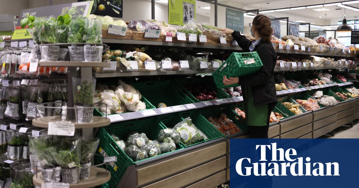 UK facing double-digit inflation, John Lewis head predicts