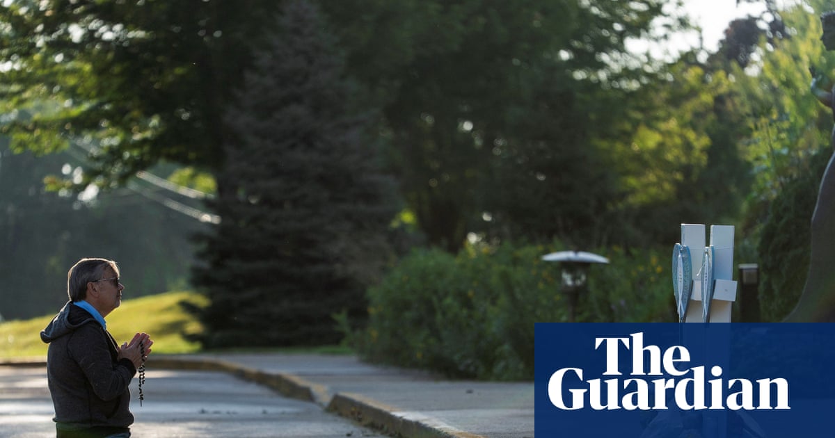 ‘Do you care about our kids?’ Minnesota parents demand gun ban after deadly shooting