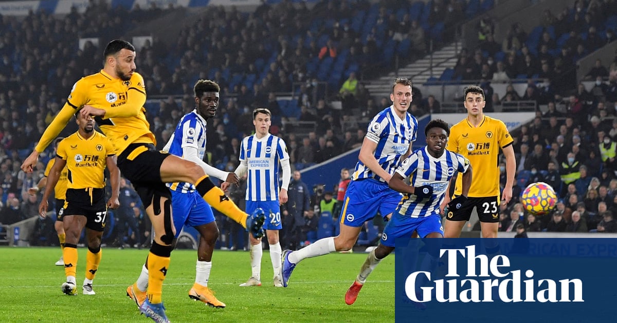 Romain Saïss strike lifts Wolves to extend blunt Brighton’s winless run