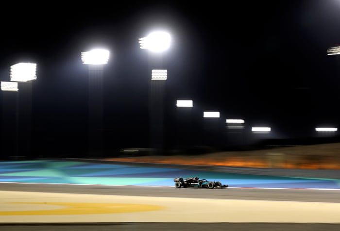 Hamilton leads in Bahrain
