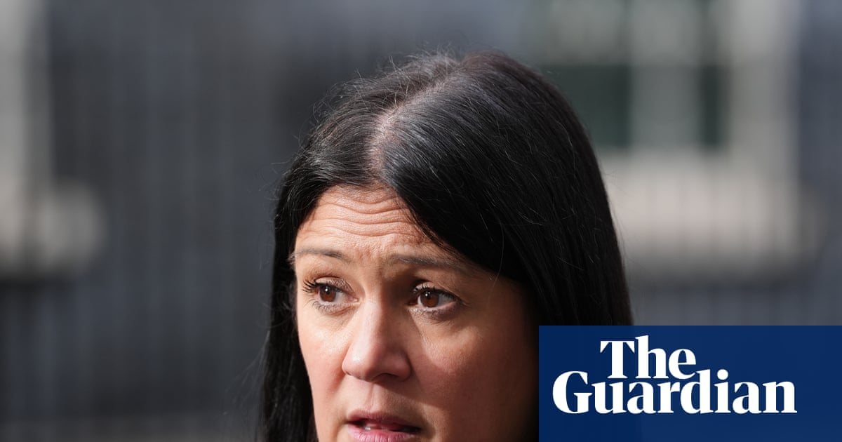 Culture secretary says Streeting's call for UK to rejoin EU is odd'