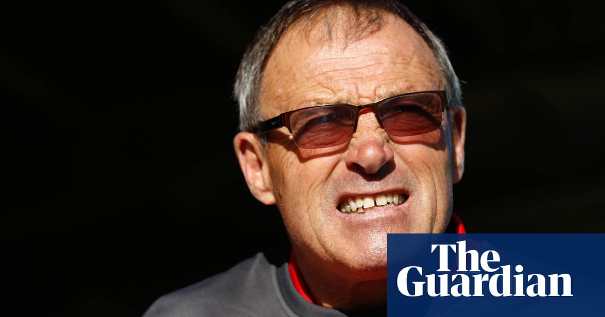 Dario Gradi sorry for not recognising signs of Barry Bennell abuse