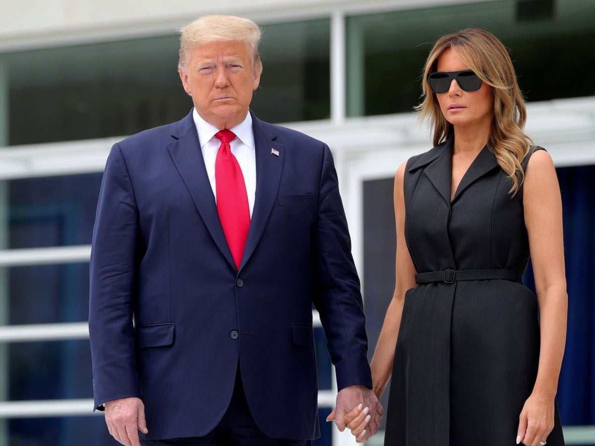 Donald Trump's age and weight may cause Covid complications, doctors say | Donald Trump | The Guardian Donald Trump's age and weight may cause Covid complications, doctors say | Donald Trump | The Guardian