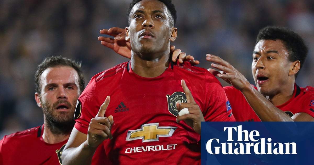 Anthony Martial on the spot to give Manchester United win in Belgrade